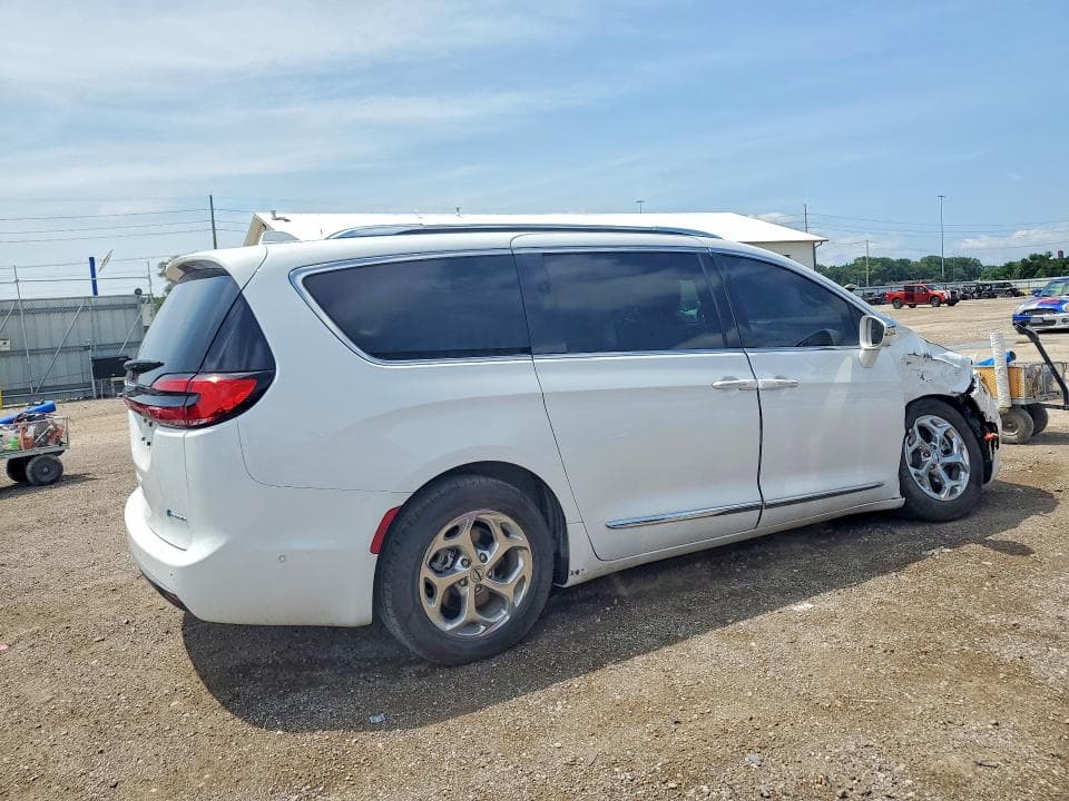 2021 CHRYSLER PACIFICA HYBRID LIMITED 3