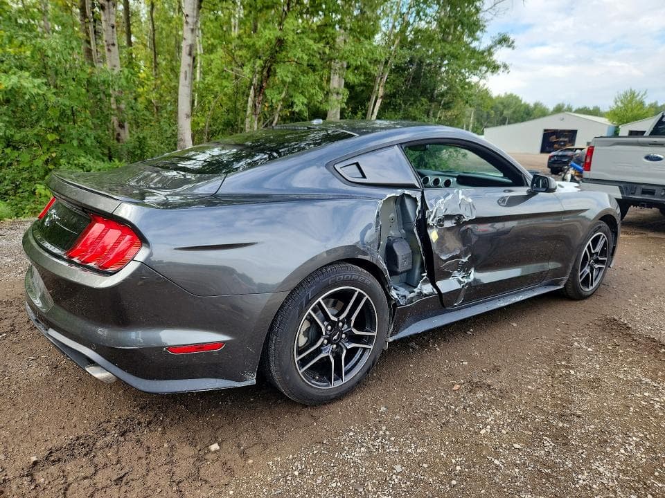 2020 FORD MUSTANG 3