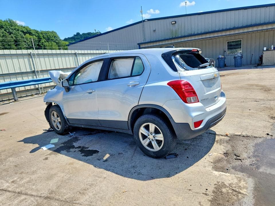 2017 CHEVROLET TRAX LS 2