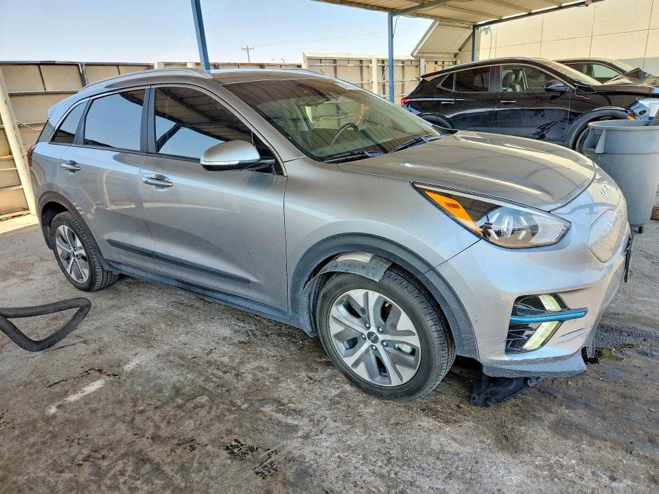 2022 KIA NIRO EV EX 4
