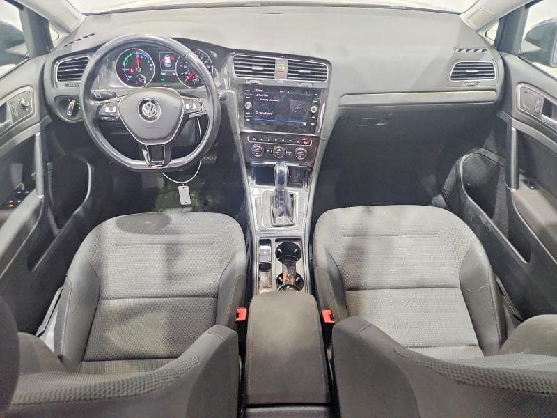 2019 VOLKSWAGEN E-GOLF SE 8