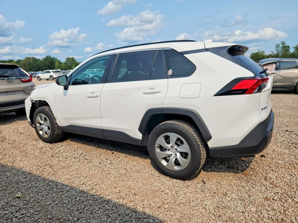 2020 TOYOTA RAV4 LE 2
