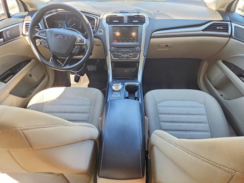 2017 FORD FUSION SE HYBRID 8