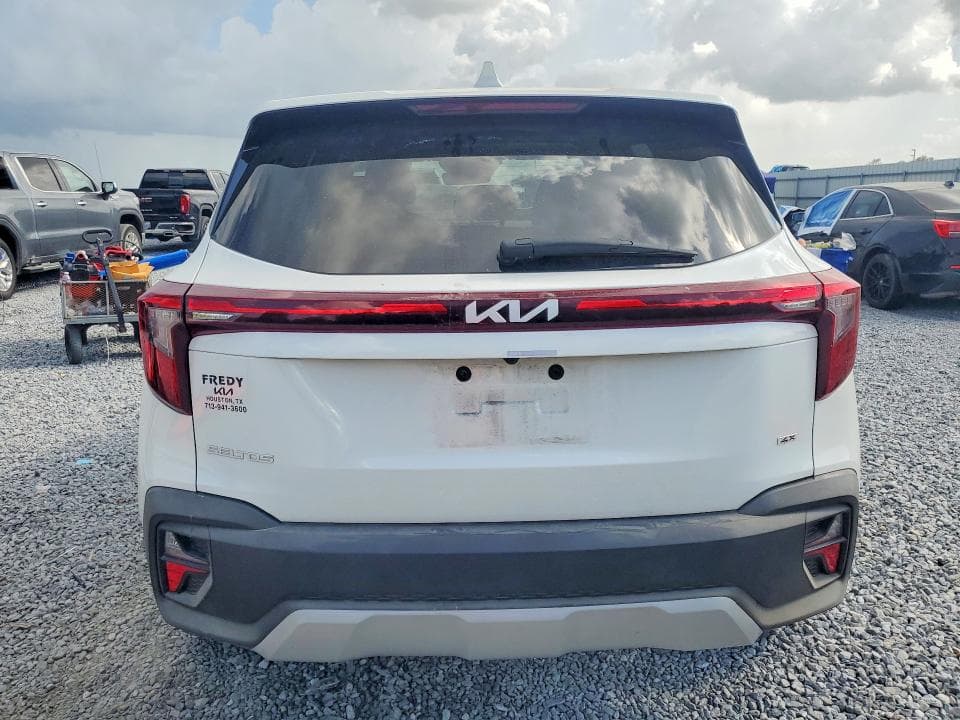2024 KIA SELTOS LX 6