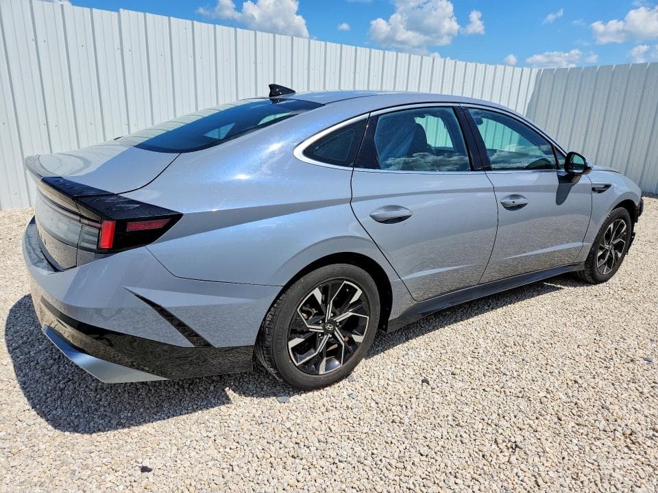 2025 HYUNDAI SONATA SEL 3