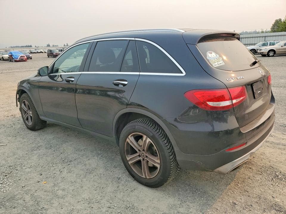 2018 MERCEDES-BENZ GLC 300 4MATIC 2