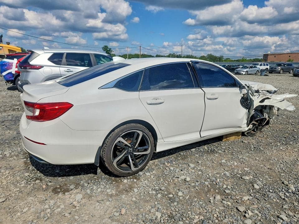 2018 HONDA ACCORD LX 3