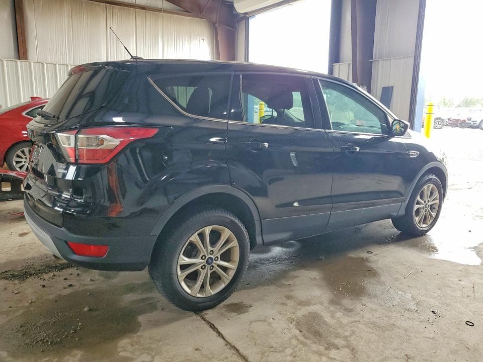 2017 FORD ESCAPE SE 3