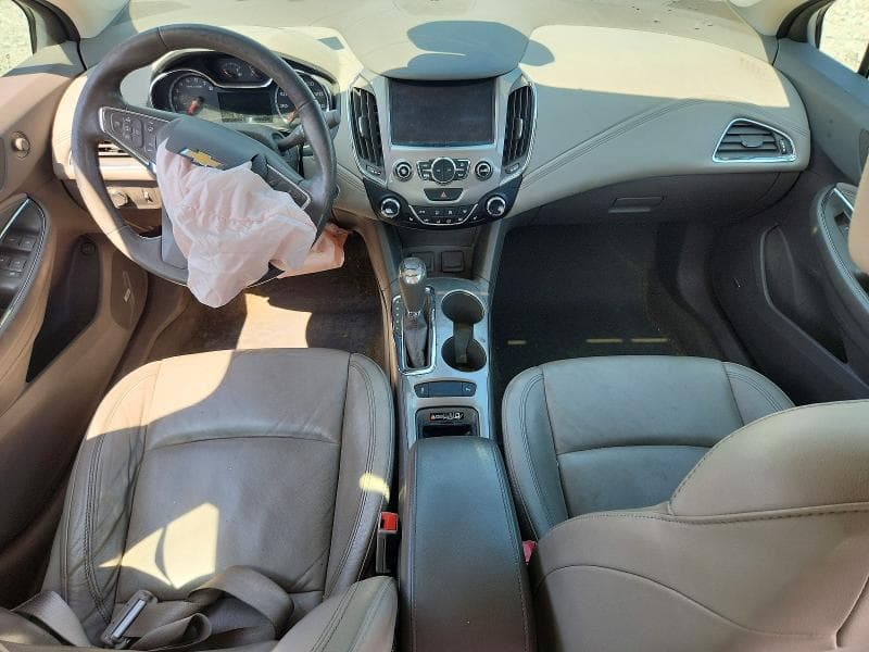 2017 CHEVROLET CRUZE PREMIER 8