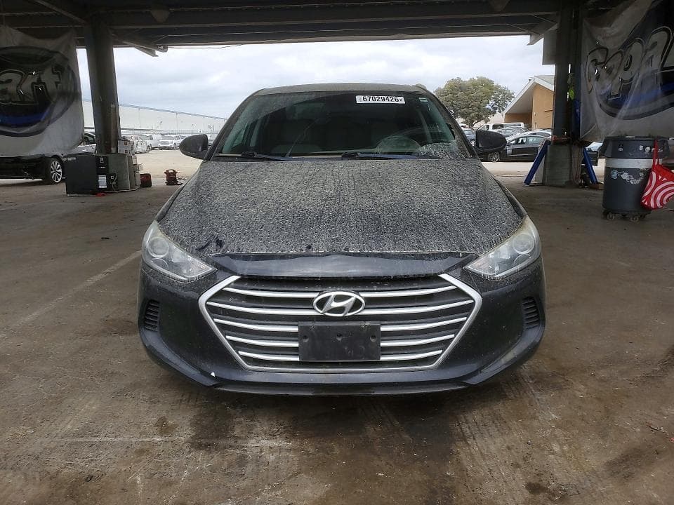 2017 HYUNDAI ELANTRA SE 5