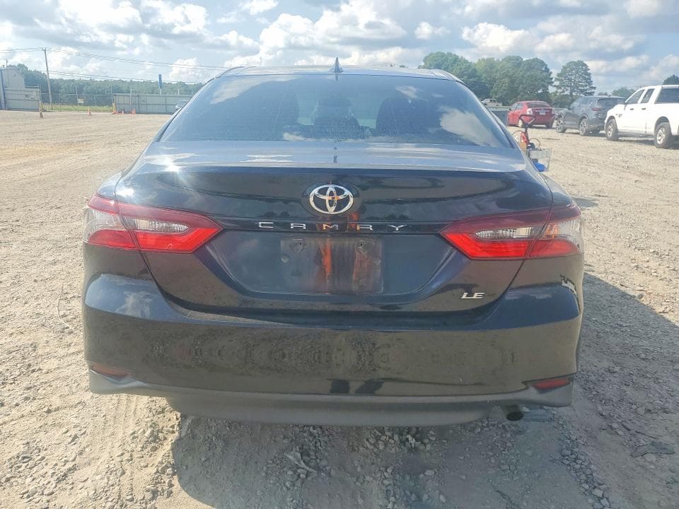 2022 TOYOTA CAMRY LE 6