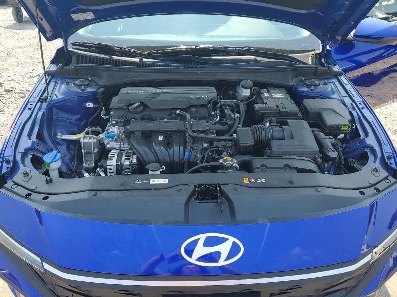 2026 HYUNDAI ELANTRA SE 11