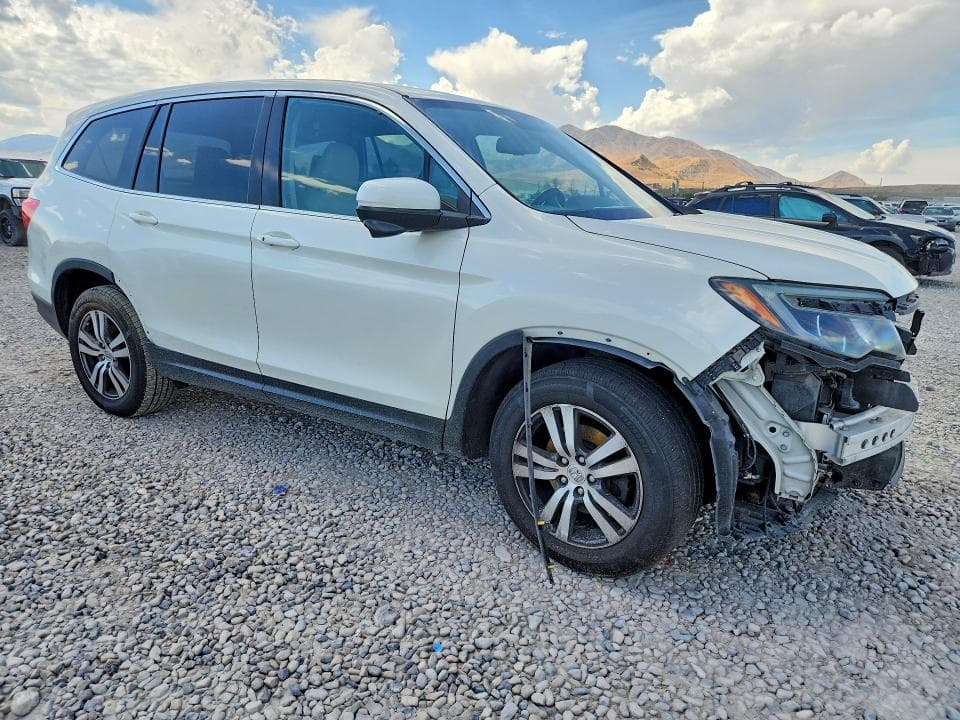2017 HONDA PILOT EXL 4
