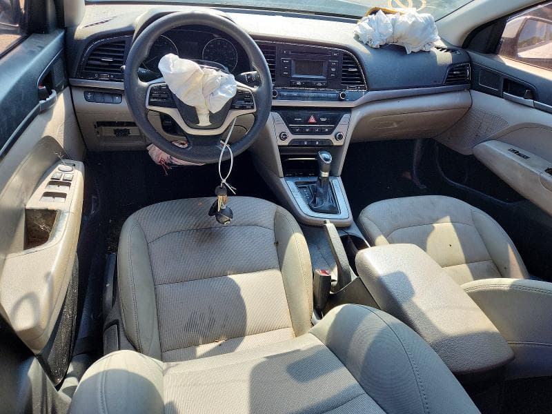 2017 HYUNDAI ELANTRA SE 8
