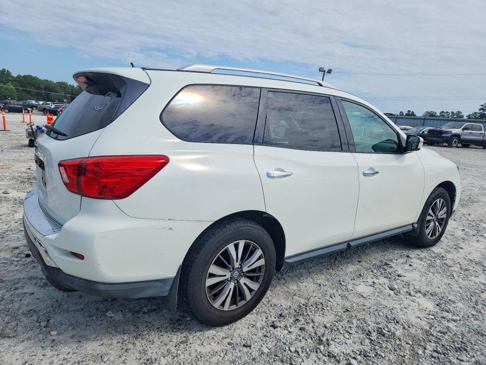 2017 NISSAN PATHFINDER S 3
