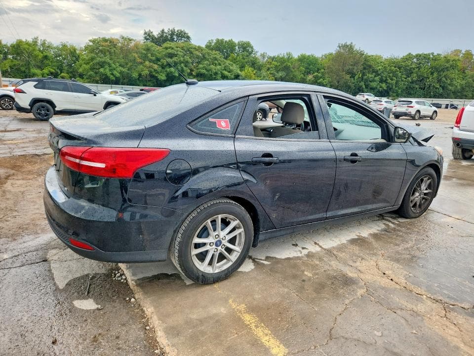 2018 FORD FOCUS SE 3