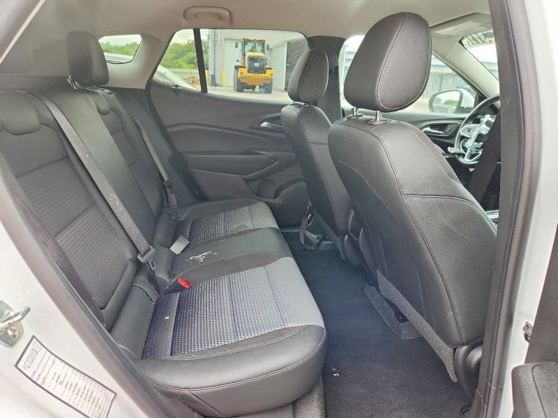 2025 CHEVROLET TRAX 1LT 11