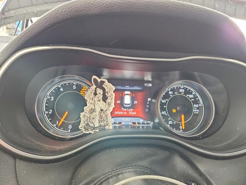 2019 JEEP CHEROKEE LIMITED 9