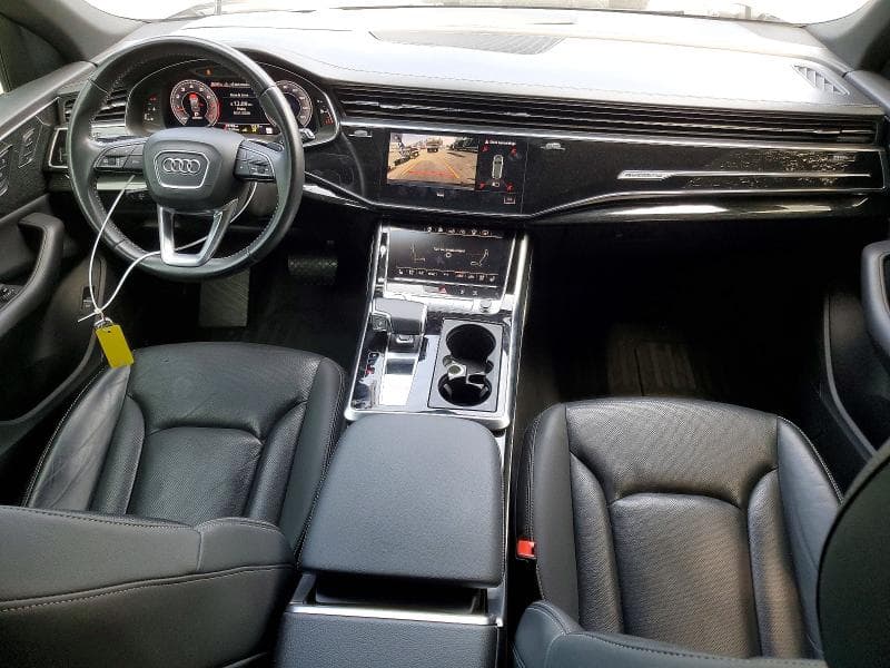 2020 AUDI Q8 PRESTIGE S-LINE 8