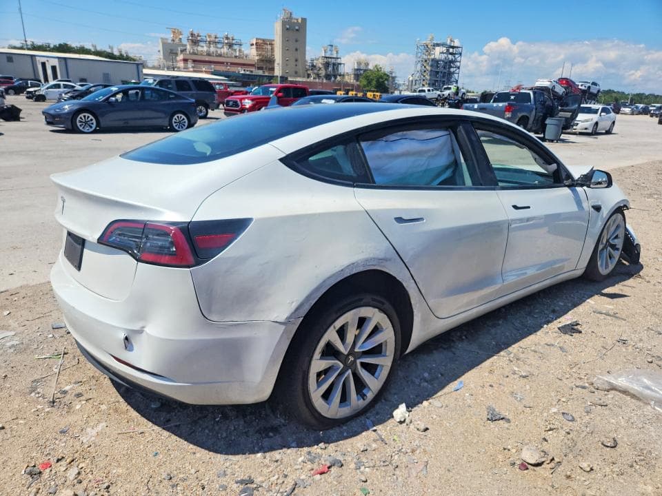 2023 TESLA MODEL 3 3