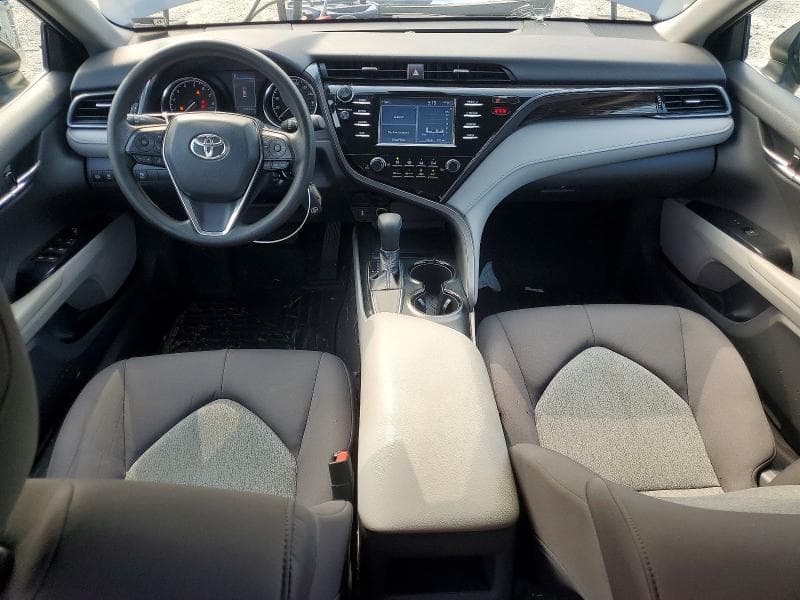2019 TOYOTA CAMRY LE 8