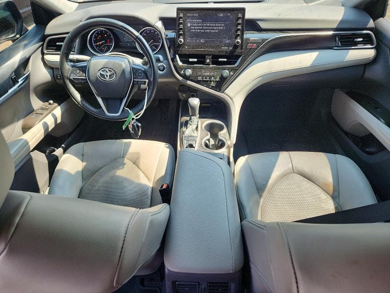 2023 TOYOTA CAMRY XLE 8