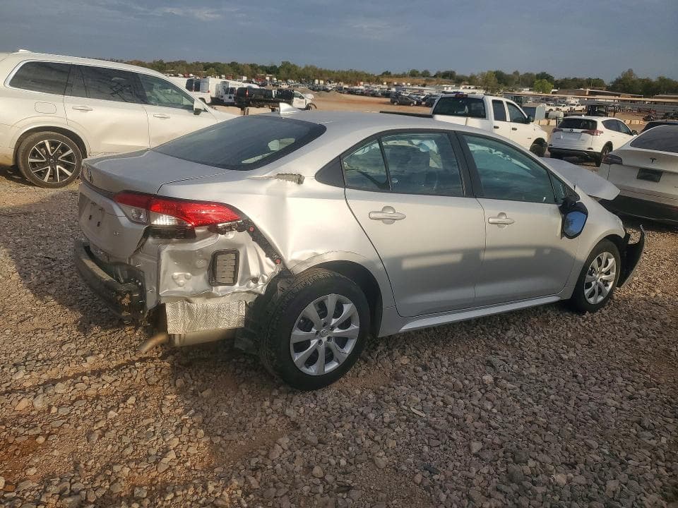 2025 TOYOTA COROLLA LE 3