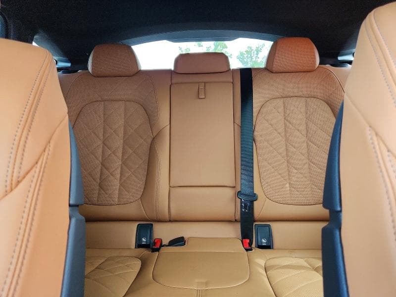 2023 BMW X6 M50I 10