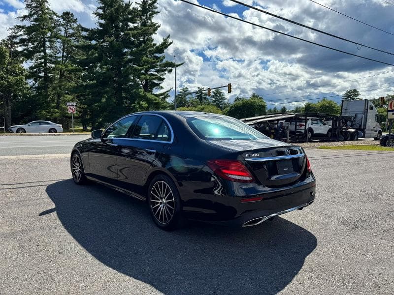 2017 MERCEDES-BENZ E 300 3