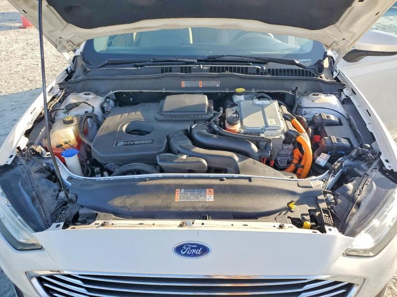 2020 FORD FUSION SE 11