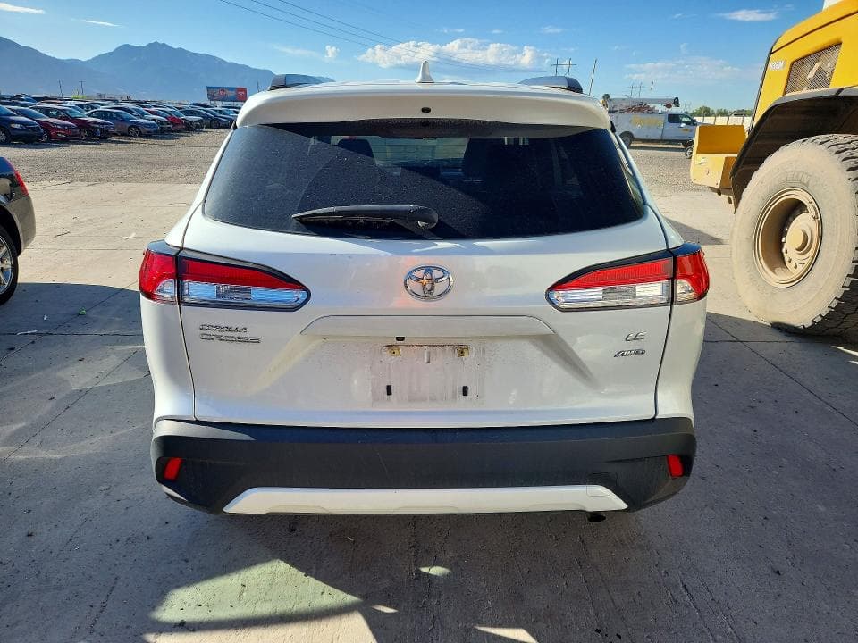 2024 TOYOTA COROLLA CROSS LE 6