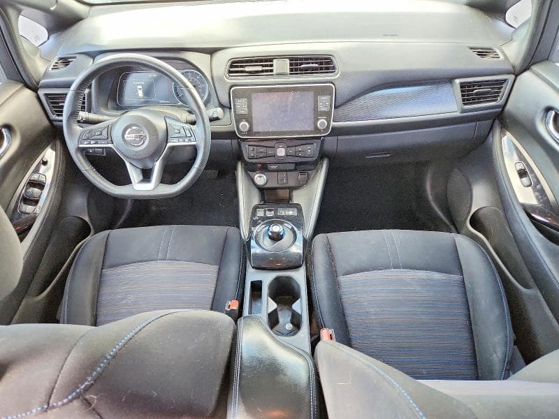 2020 NISSAN LEAF SV 8
