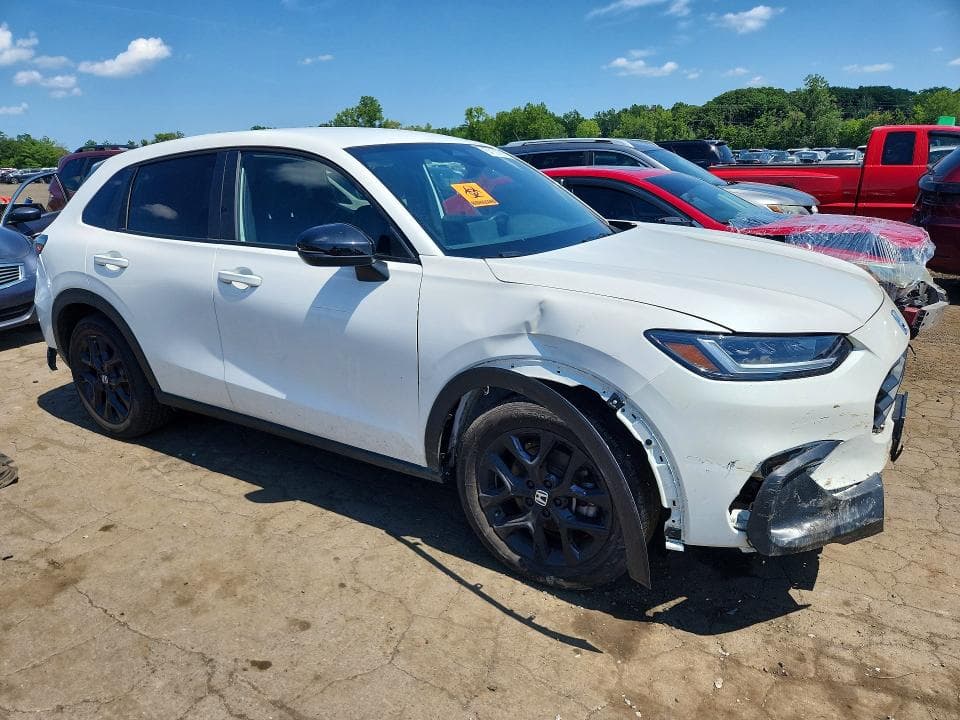 2025 HONDA HR-V SPORT 4