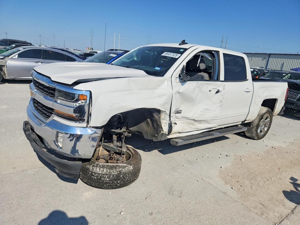 2018 CHEVROLET SILVERADO C1500 LT - 1