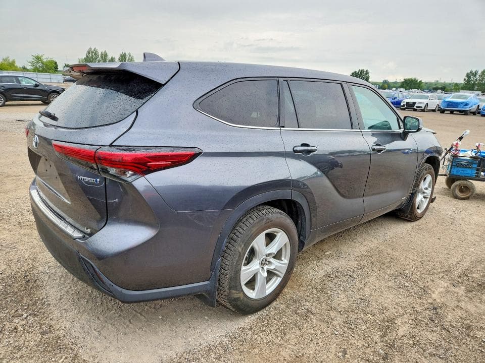 2020 TOYOTA HIGHLANDER HYBRID LE 3