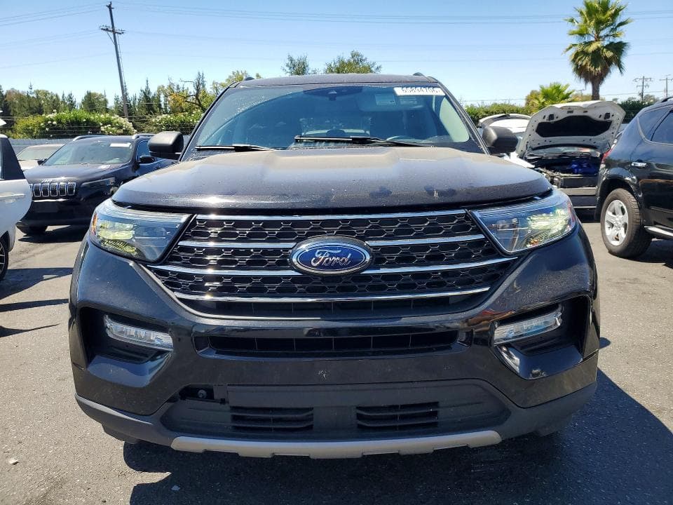 2023 FORD EXPLORER XLT 5