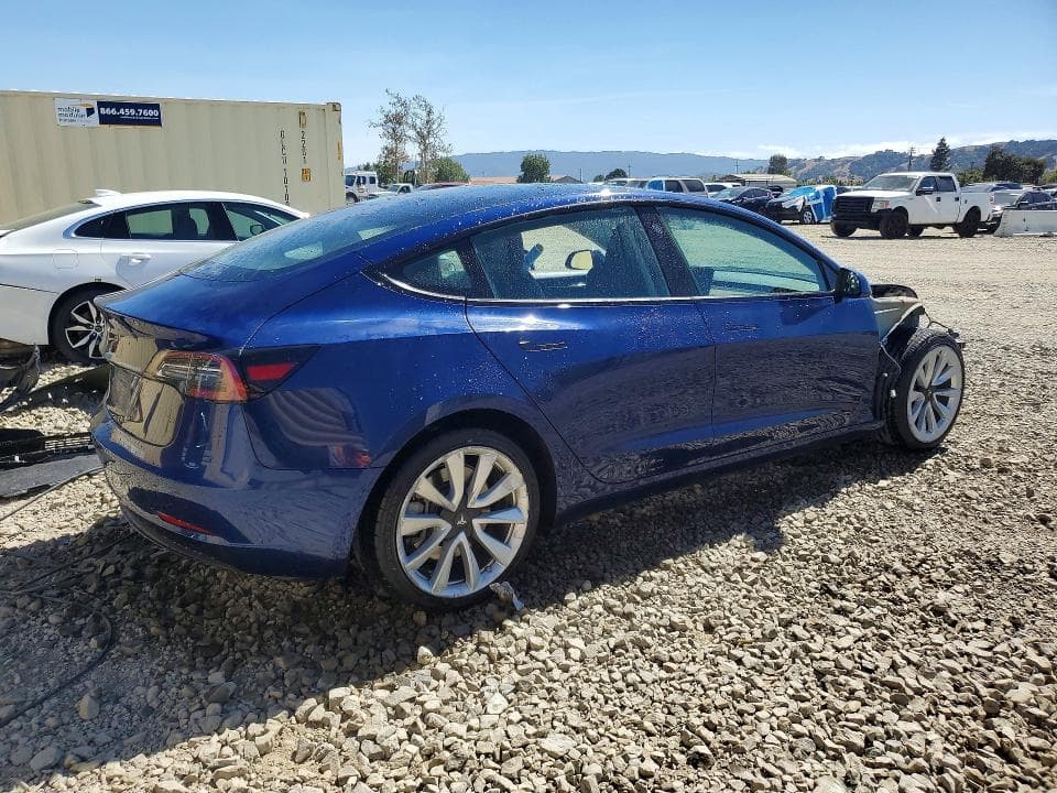 2023 TESLA MODEL 3 3