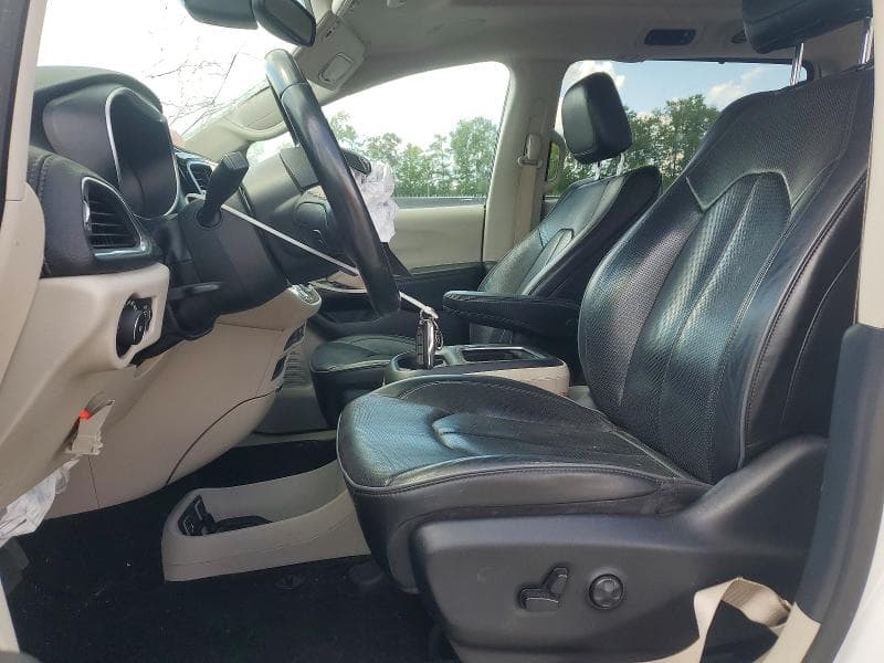 2020 CHRYSLER PACIFICA LIMITED 7