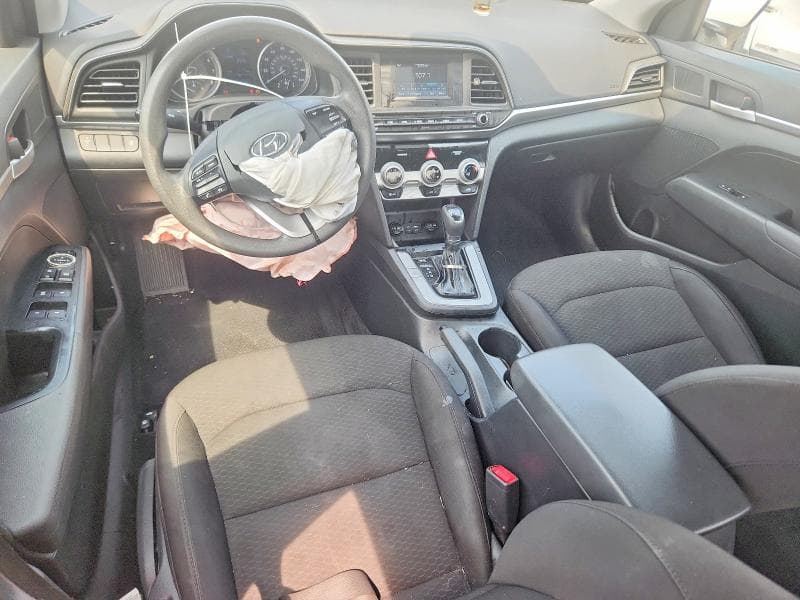 2019 HYUNDAI ELANTRA SE 8
