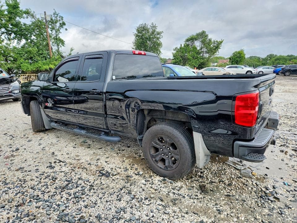 2018 CHEVROLET SILVERADO K1500 LT 2
