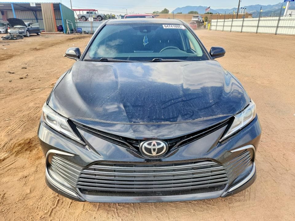 2021 TOYOTA CAMRY LE 5