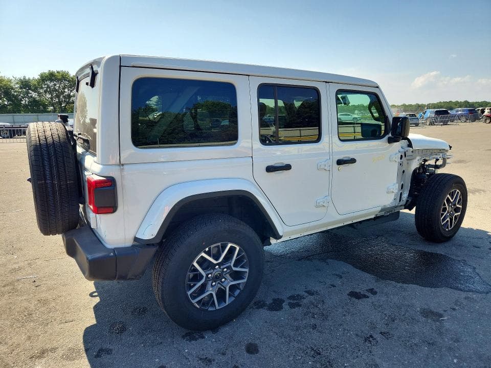 2026 JEEP WRANGLER SAHARA 3