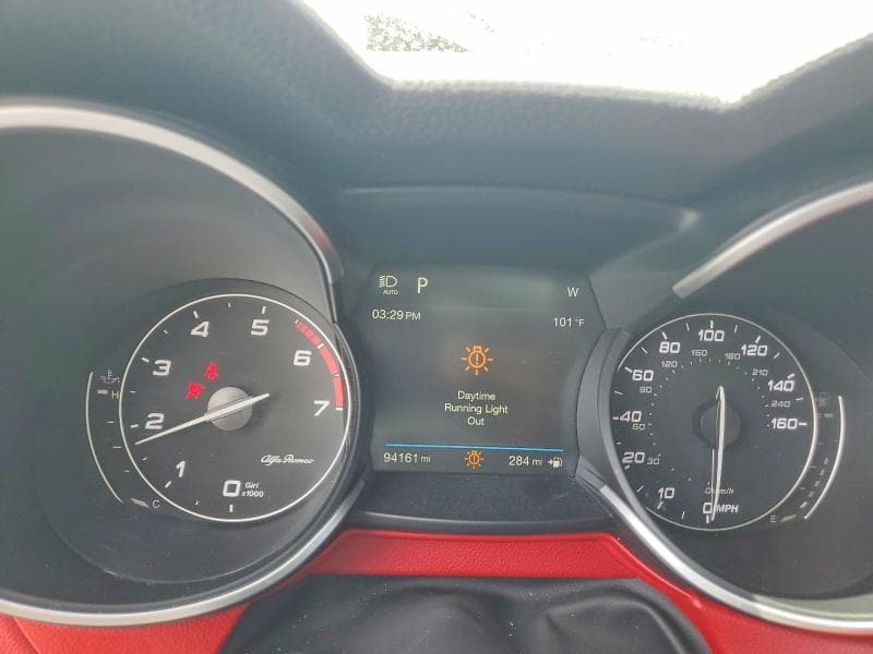 2019 ALFA ROMEO STELVIO 9