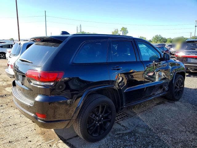 2019 JEEP GRAND CHEROKEE LAREDO 3