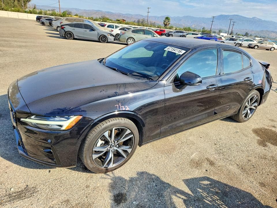 2024 VOLVO S60 PLUS