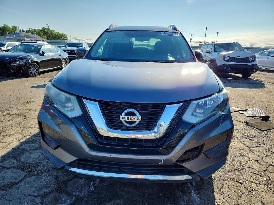 2017 NISSAN ROGUE SV 5