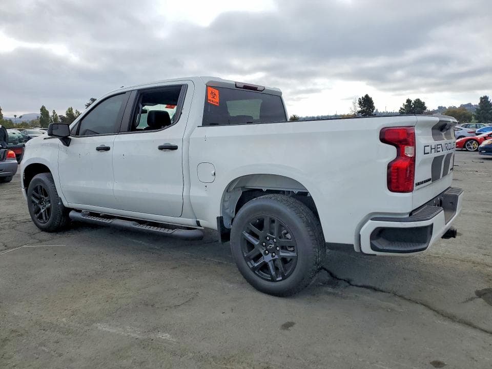 2023 CHEVROLET SILVERADO C1500 CUSTOM 2