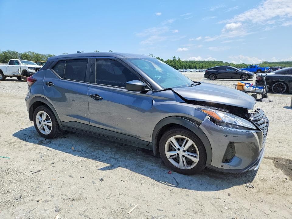 2024 NISSAN KICKS S 4