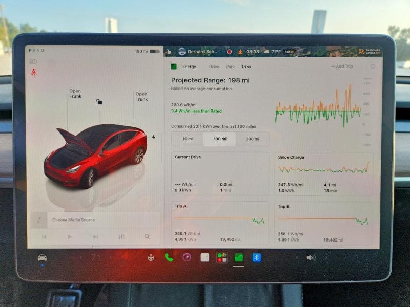 2023 TESLA MODEL Y 9