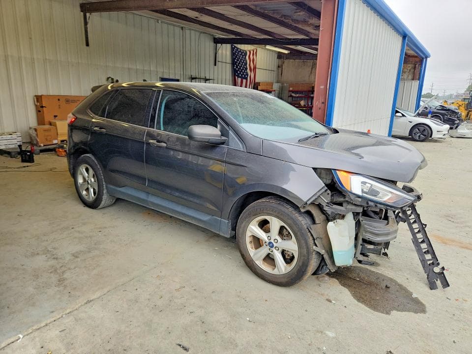 2020 FORD EDGE SE 4